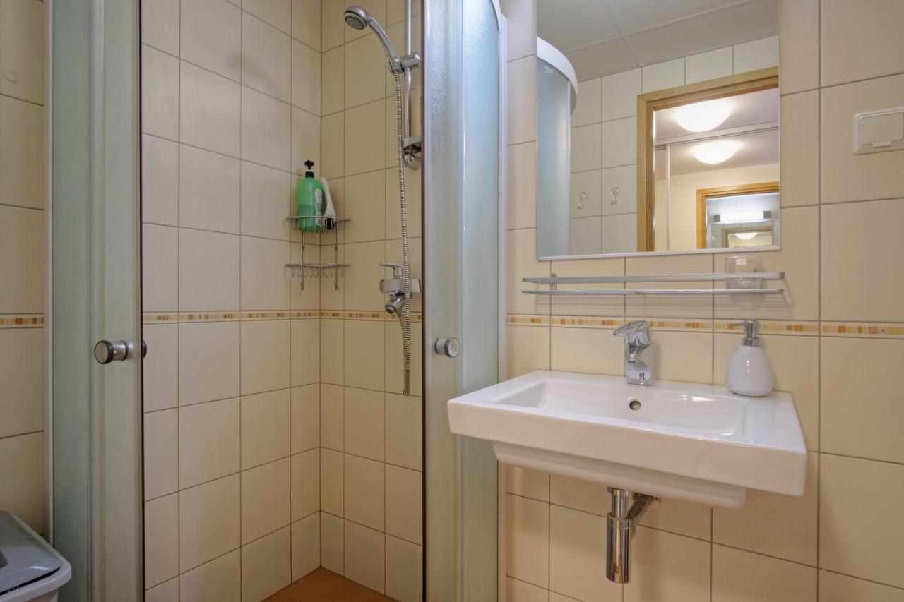 Studio Apartment In Quiet Heart Of Everything Tallinn Exteriér fotografie